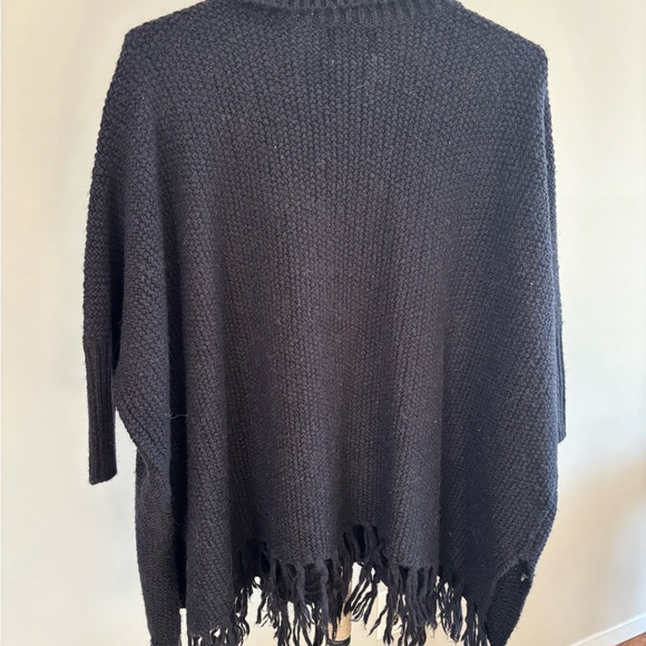 NWT April Marin Elegant Black Knit Shawl - Picture 6 of 6